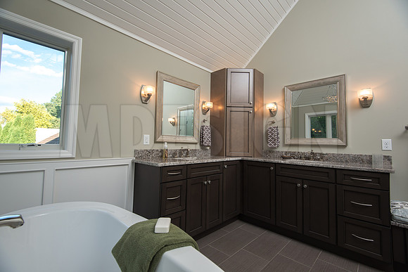 GMH Pewaukee Bathroom 8-4-15-4