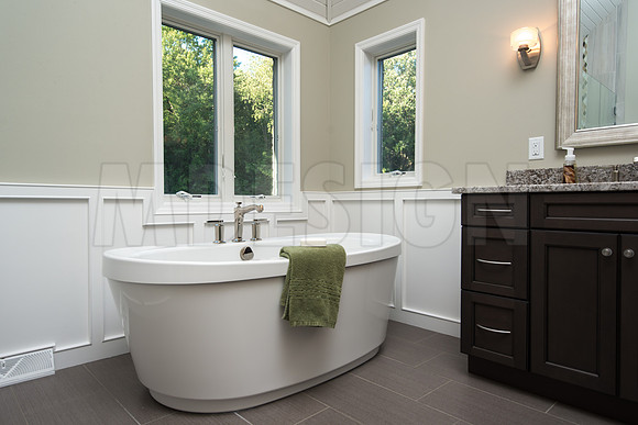 GMH Pewaukee Bathroom 8-4-15-7
